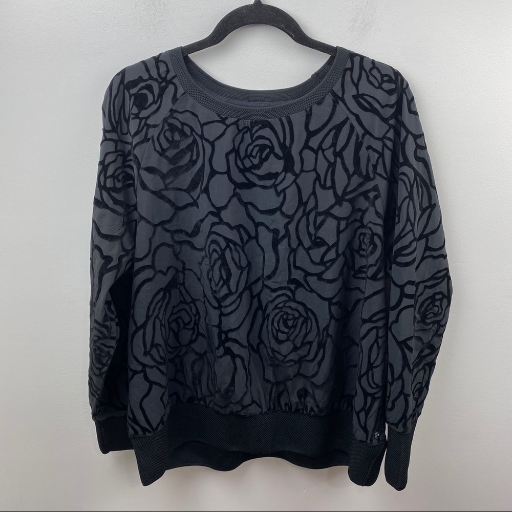Fabletics Lola Top XXL Back Cut Out Roses